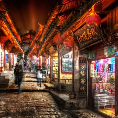 The ancient chinese town of lijiang at night