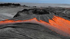 Rivers Of Molten Lava From Hawaiian Volcano Pu