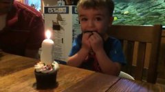 Kid Can't Blow Out Candle, Dad finds way to help him