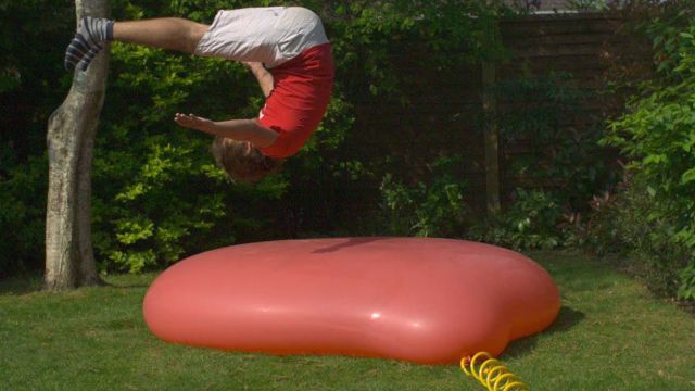 Huge Water Balloon Pop In Super Slow Motion Dovgacom