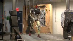 Robot with swagger walks