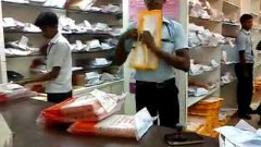 Indian Bag Boy Bags Up Like A Boss