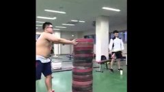 Korean weightlifters plate jumps